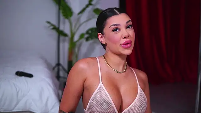 NatyDesiree online show from October 30, 10:02 am