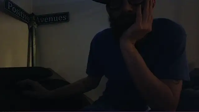 pantslesstraveler plt online show from January 27, 4:22 pm