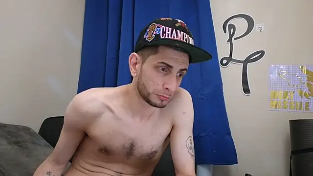 pantslesstraveler plt online show from March 13, 9:32 am