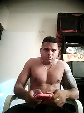 SaucyAffair0 online show from January 19, 1:15 pm