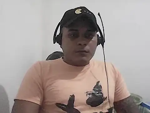 SaucyAffair0 online show from January 5, 12:09 am