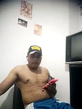 SaucyAffair0 online show from March 14, 11:33 pm