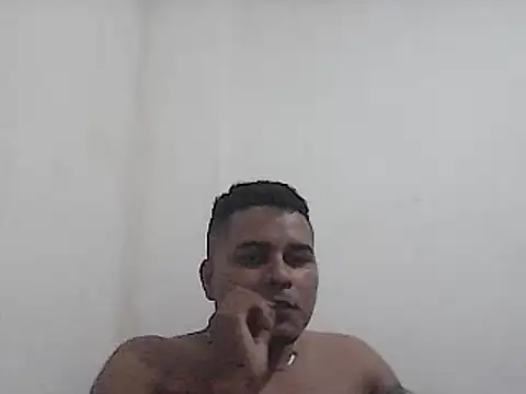 SaucyAffair0 online show from December 31, 10:12 pm