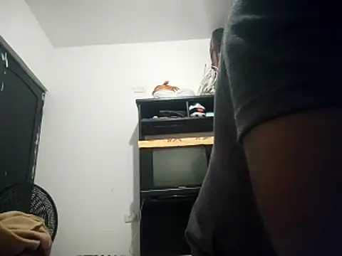 SaucyAffair0 online show from February 28, 1:49 am