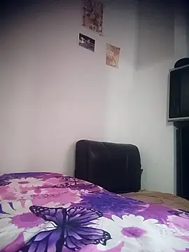 SaucyAffair0 online show from March 29, 1:02 pm