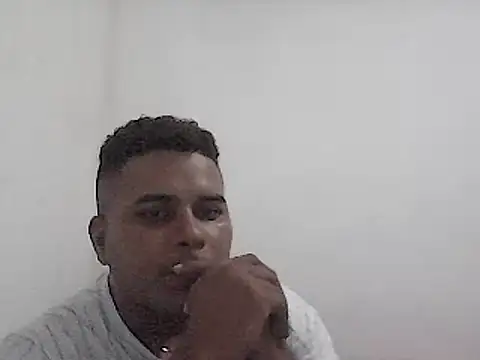 SaucyAffair0 online show from January 29, 12:43 am