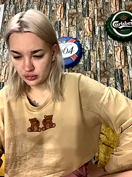 Snapshot of Sextazy chatting on November 24, 11:43 am Sextazy online show from November 24, 11:43 am