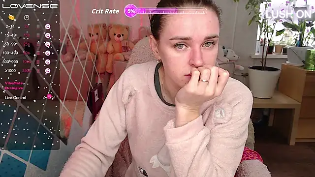 Snapshot of Bella__Swoon chatting on September 21, 3:44 am Bella Swoon online show from September 21, 3:44 am