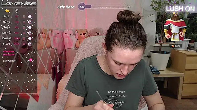 Bella  Swoon online show from October 25, 3:45 pm