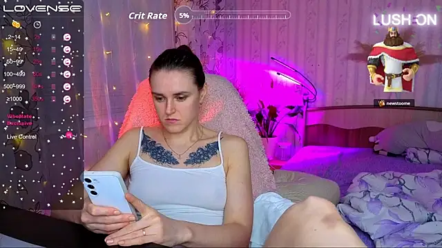 Bella  Swoon online show from February 6, 4:03 pm