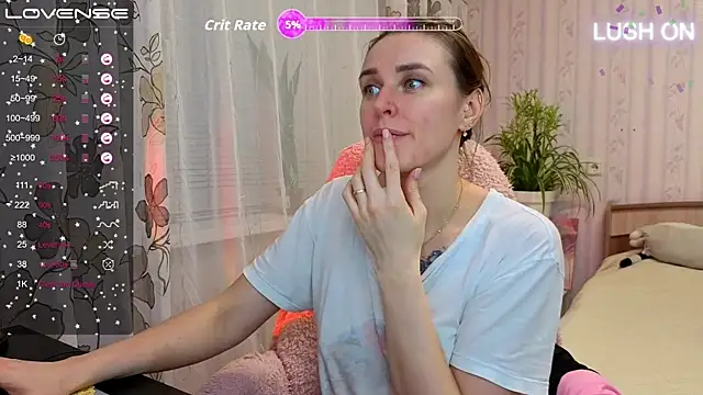 Bella  Swoon online show from January 9, 1:29 pm