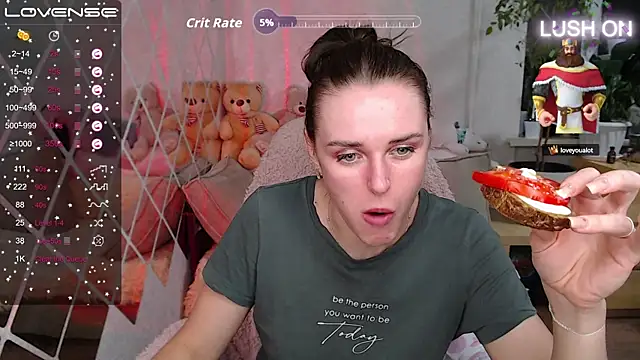 Snapshot of Bella__Swoon chatting on September 27, 2:56 pm Bella Swoon online show from September 27, 2:56 pm