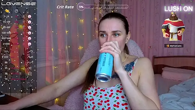 Bella  Swoon online show from March 22, 3:02 pm