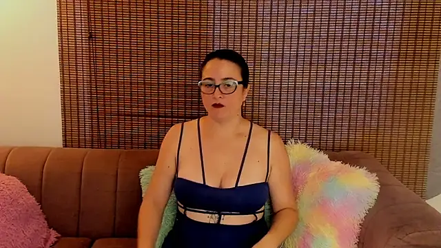 ariana cross online show from March 11, 1:38 pm