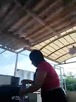 Snapshot of allison-dreams chatting on January 23, 2:50 pm allison-dreams online show from January 23, 2:50 pm