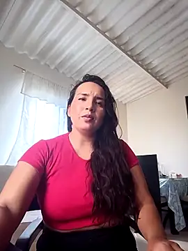 Snapshot of allison-dreams chatting on February 14, 7:33 pm allison-dreams online show from February 14, 7:33 pm