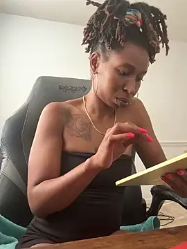 LeyaHoneybuns online show from October 20, 3:12 pm