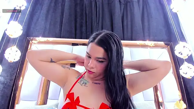 Snapshot of RileySweett chatting on July 16, 12:13 pm RileySweett online show from July 16, 12:13 pm