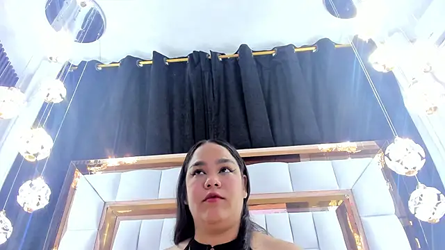 Snapshot of RileySweett chatting on September 24, 11:39 am RileySweett online show from September 24, 11:39 am