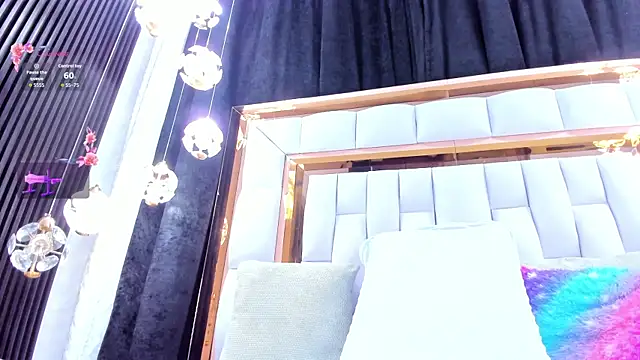 Snapshot of RileySweett chatting on July 15, 12:01 pm RileySweett online show from July 15, 12:01 pm