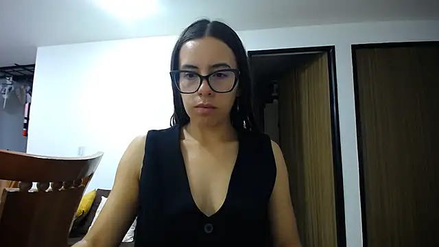 Snapshot of Mariam_Gomezxxx chatting on May 4, 6:44 pm Mariam Gomezxxx online show from May 4, 6:44 pm