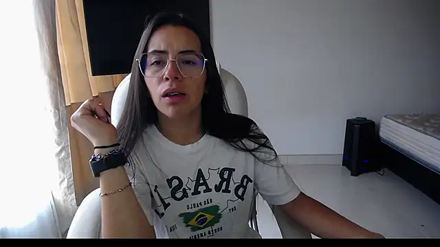 Snapshot of Mariam_Gomezxxx chatting on March 5, 6:34 pm Mariam Gomezxxx online show from March 5, 6:34 pm
