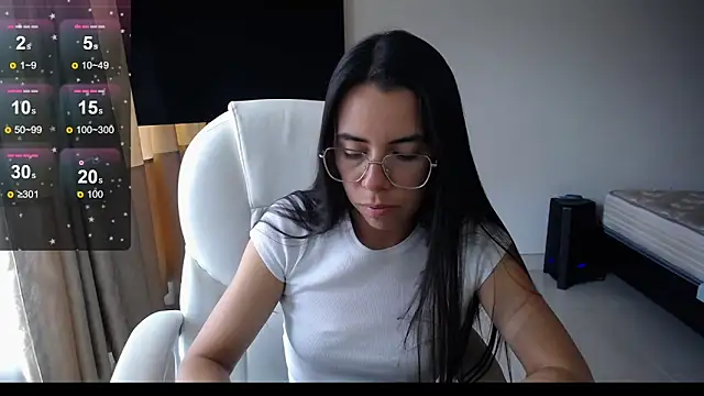 Snapshot of Mariam_Gomezxxx chatting on March 16, 8:43 pm Mariam Gomezxxx online show from March 16, 8:43 pm