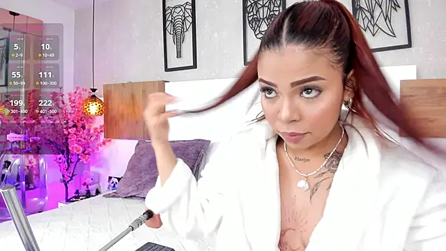 Snapshot of nahomiidasilva_ chatting on February 17, 7:11 pm nahomiidasilva online show from February 17, 7:11 pm