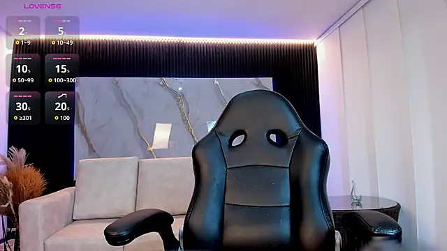 paulina sweett  online show from February 23, 12:17 pm