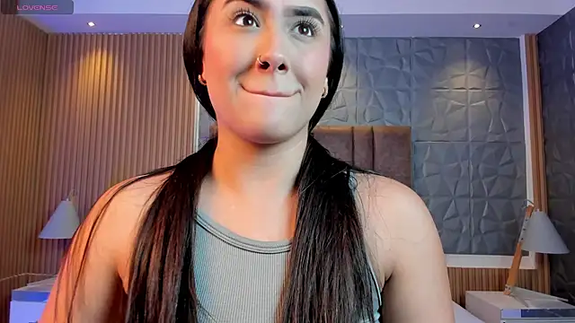 paulina sweett  online show from December 22, 1:33 pm