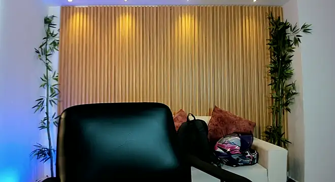 paulina sweett  online show from May 23, 12:37 pm