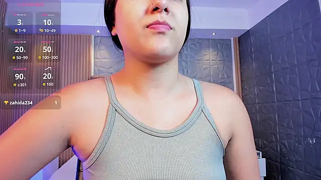 paulina sweett  online show from April 14, 11:59 am