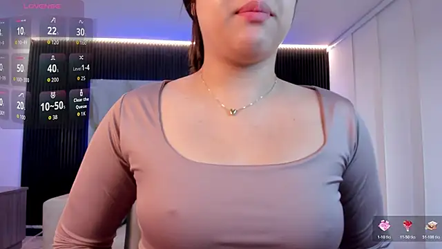 paulina sweett  online show from May 29, 11:38 am