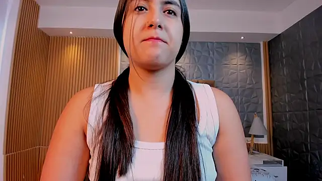 Snapshot of paulina_sweett_ chatting on June 19, 11:27 am paulina sweett online show from June 19, 11:27 am