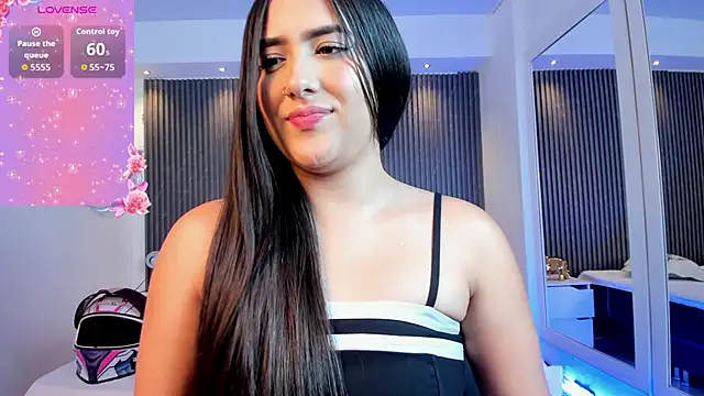 paulina sweett  online show from February 7, 12:13 pm