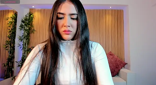 paulina sweett  online show from February 14, 10:48 am