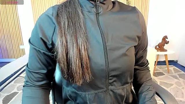 paulina sweett  online show from January 13, 10:52 am