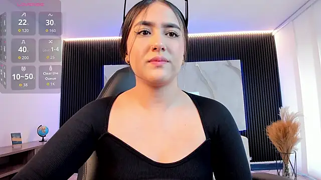 paulina sweett  online show from March 5, 12:46 pm