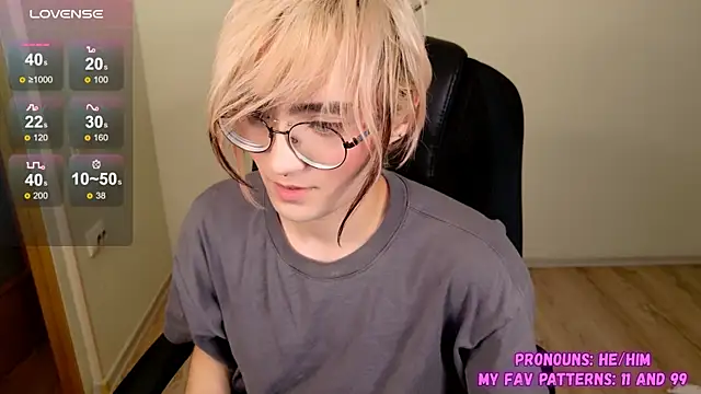 CuteYukiKun online show from October 3, 9:16 pm