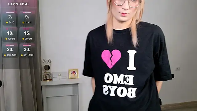 CuteYukiKun online show from November 6, 3:16 pm