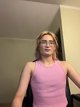 CuteYukiKun online show from October 13, 5:36 pm