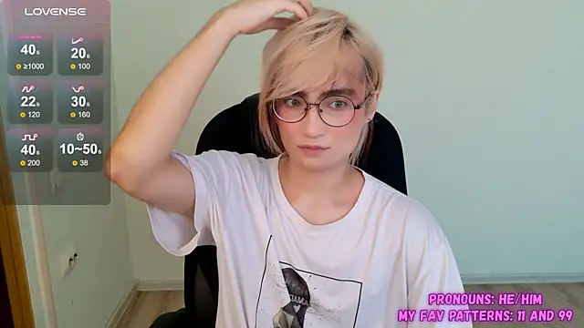 CuteYukiKun online show from October 3, 8:16 am