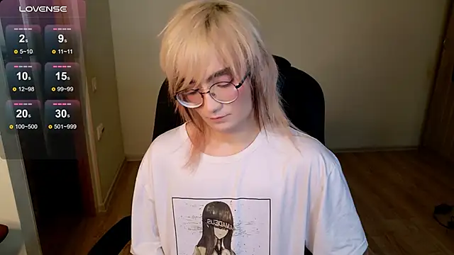 CuteYukiKun online show from October 12, 2:46 am