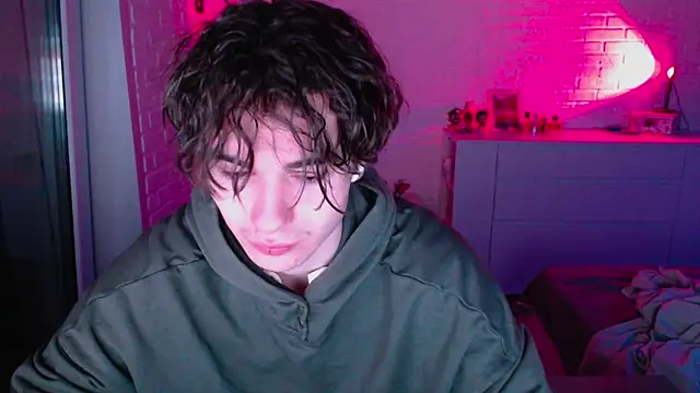 MarkusDean online show from April 14, 7:08 pm