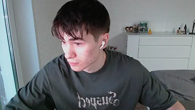 MarkusDean online show from November 12, 11:47 am