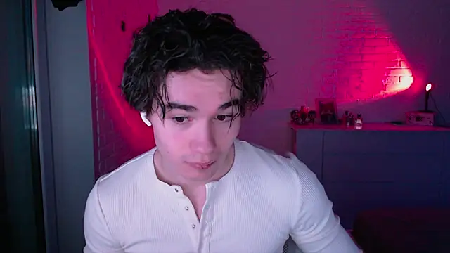 MarkusDean online show from April 12, 4:10 pm