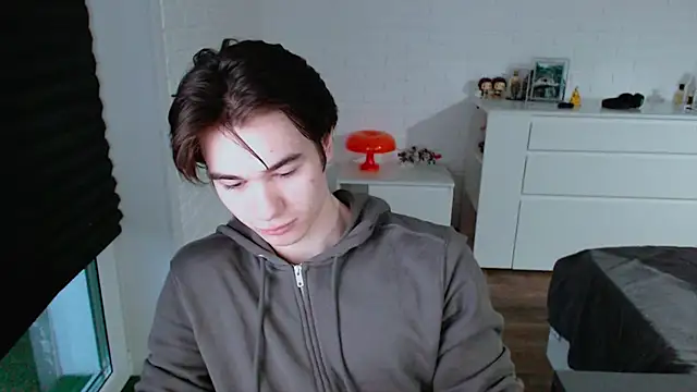 MarkusDean online show from October 18, 12:40 pm