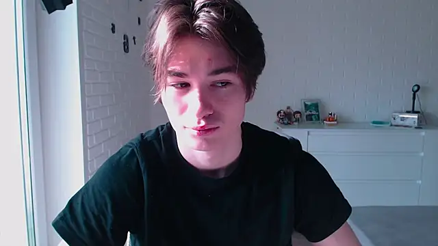 MarkusDean online show from April 5, 12:01 pm