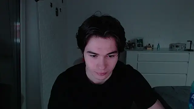 MarkusDean online show from March 20, 5:25 pm