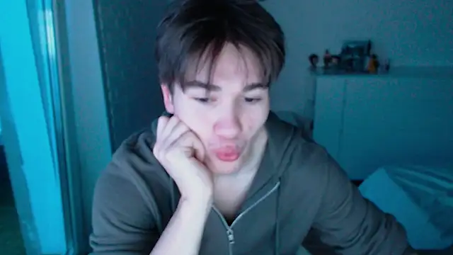 MarkusDean online show from December 14, 11:05 am